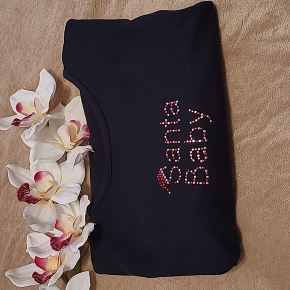 "Santa Baby" Holiday Tee - NEW - Picture 1 of 12